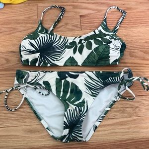the bikini lab top and bottom set